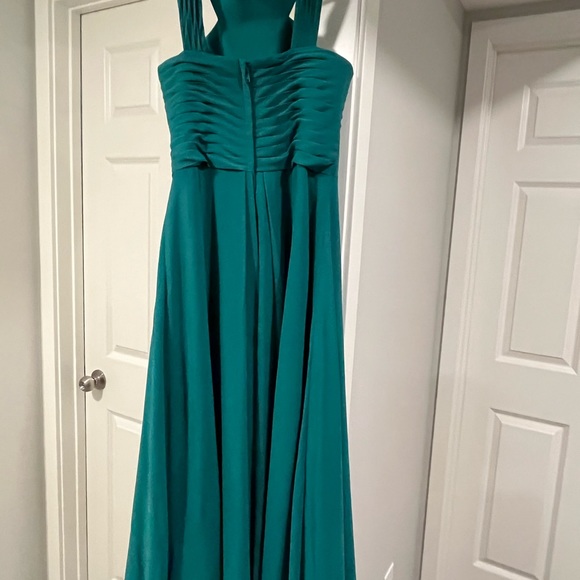 Azazie Kaleigh Jungle Green - Picture 3 of 3